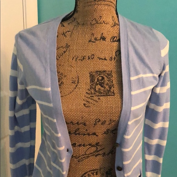 Gap Cardigan - Picture 2 of 6